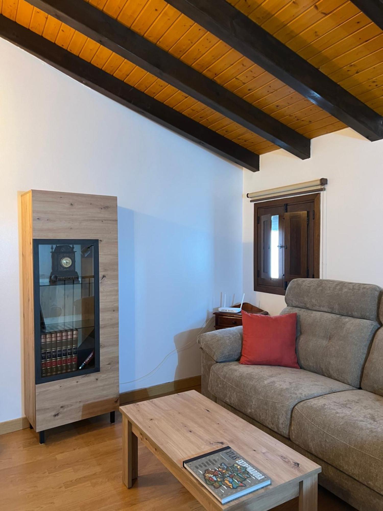 San Antonio 6 Apartment มัลปาร์ติดา เด กาเซเรส ภายนอก รูปภาพ